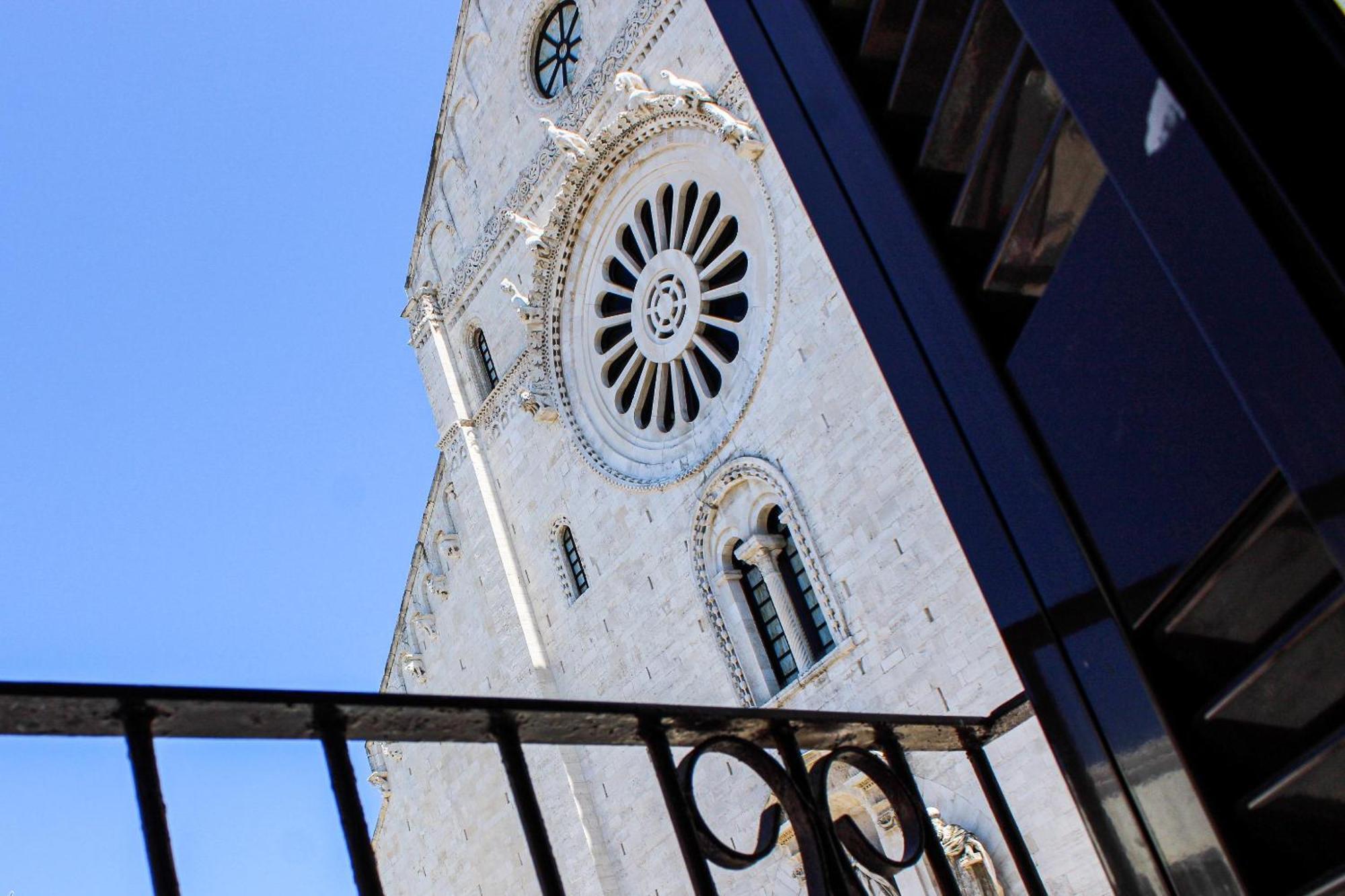 Vista Cattedrale - Super Attico Nel Centro Storico 巴里 外观 照片
